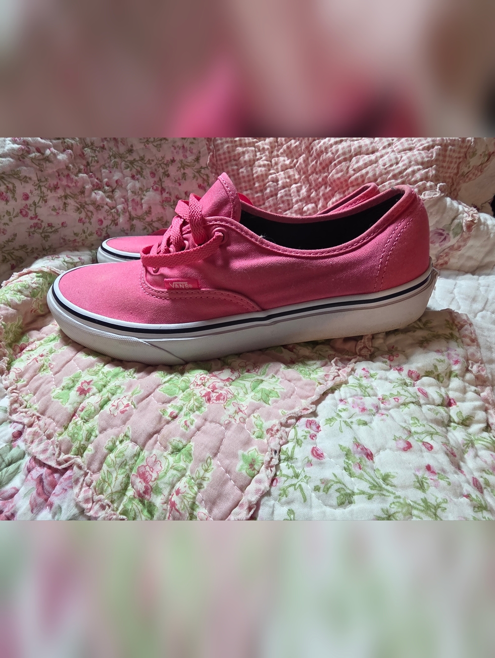 Vans Low-Top Canvas Sneakers - Pink
